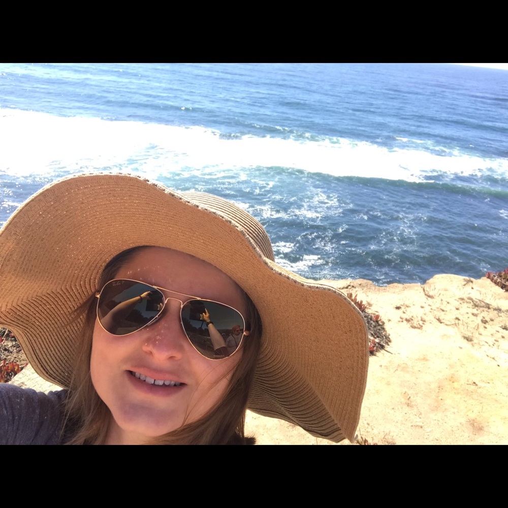 Meet your Posher, Jennifer